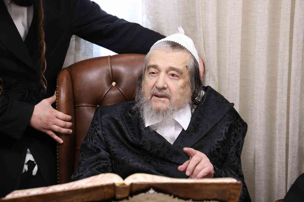 לקראת הקיבוץ הגדול באומן: גדולי זקני חסידות ברסלב נועדו יחד עם יו"ר איחוד ברסלב