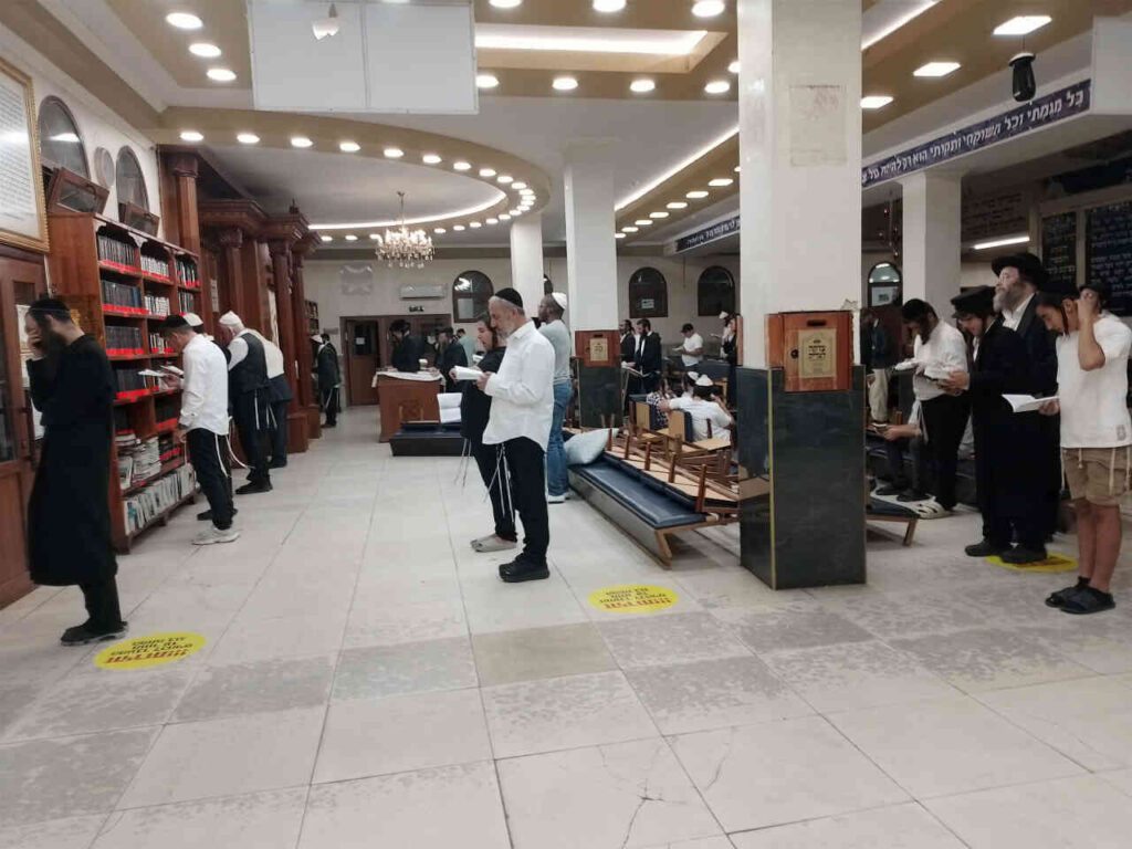 תשעה באב תשפ"ה באומן: קריאת איכה ואמירת הקינות בציון רבינו