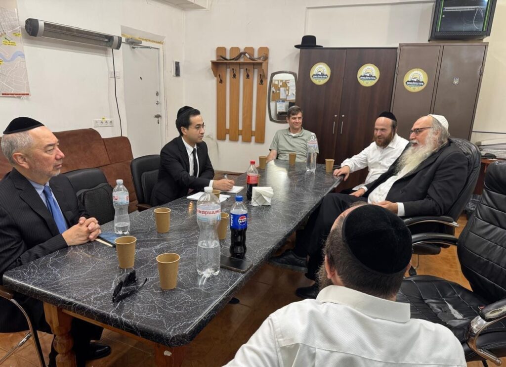 אומן ראש השנה תשפ"ו: ביקור של בכירים מהקונסוליה האמריקאית באומן