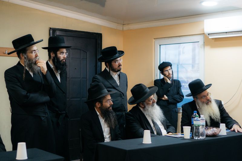 קיבוץ תשפ"ו: נציגי ממשלת אוקראינה נועדו עם רבני חסידות ברסלב