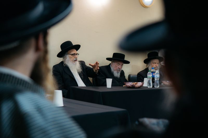 קיבוץ תשפ"ו: נציגי ממשלת אוקראינה נועדו עם רבני חסידות ברסלב