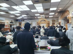 שבת חנוכה באומן: אלפים השתתפו בקיבוץ שבת חנוכה תשפ"ו