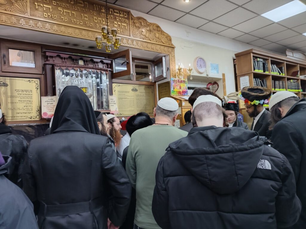 פורים בציון רבינו הקדוש: מתפללים רבים נותרו באומן בעקבות המלחמה