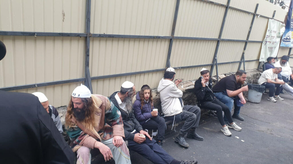 תמונות מאומן: גלריה מקיבוץ חג השבועות תשפ"ו בציון רבינו הקדוש | קרדיט צילום: בנימין גוטפרב