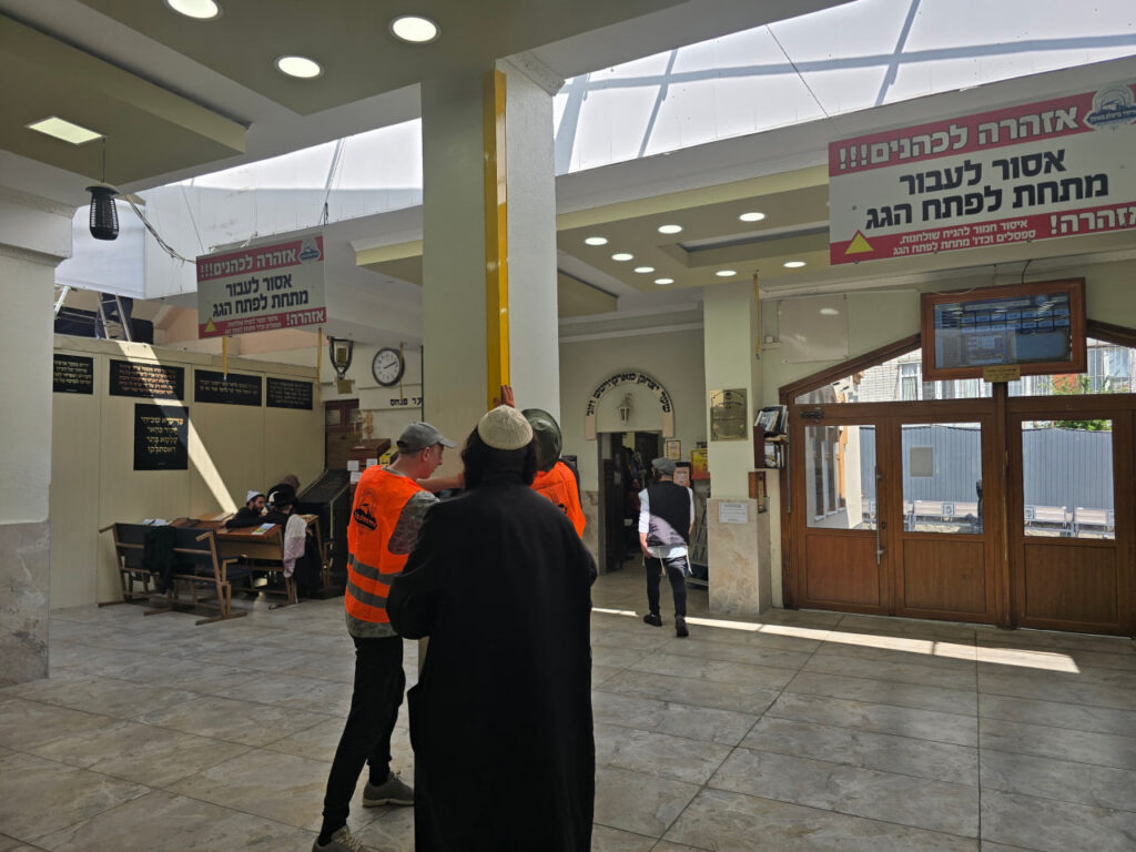 לקראת הגעת רבבות מתפללים בראש השנה: איחוד ברסלב מכינים את ציון רבינו הקדוש