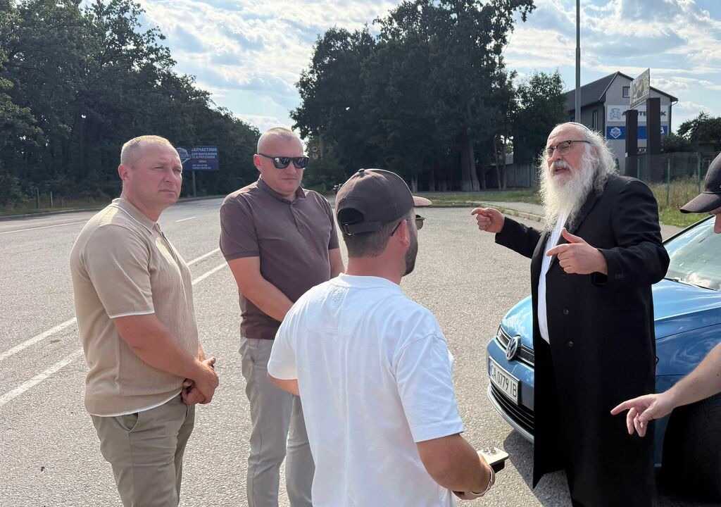 ההיערכות לקראת ראש השנה באומן: איחוד ברסלב ובכירי העירייה בסיור שטח