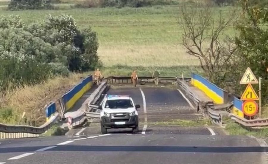 לאחר שהופצץ היום בבוקר: הגשר הסמוך לגבול מולדובה נפתח חלקית לתנועה